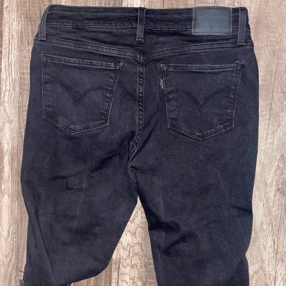Levi’s Black Skinny Jeans - Picture 3 of 4